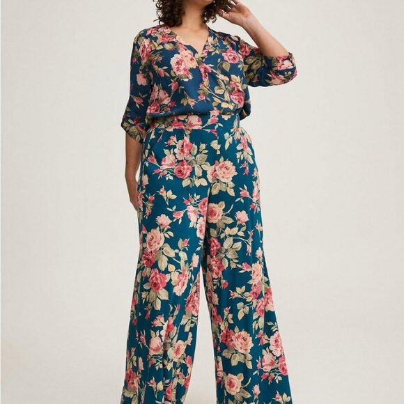 NWT TORRID Harper 3/4 Sleeve Pullover Blouse - Picture 4 of 9